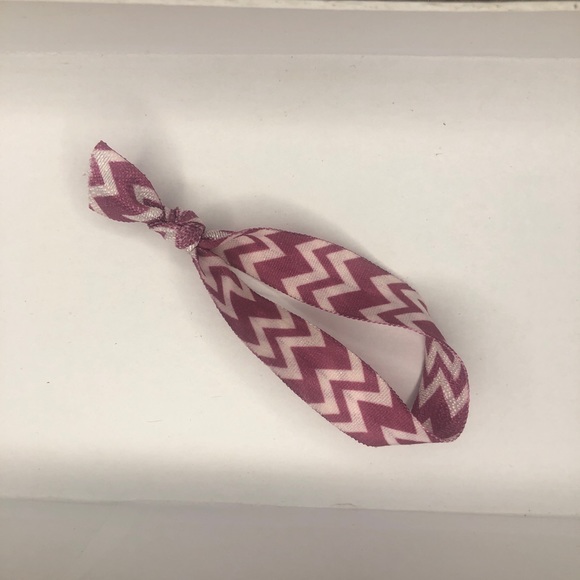 Set of Hair Tie Elastics - Picture 2 of 5